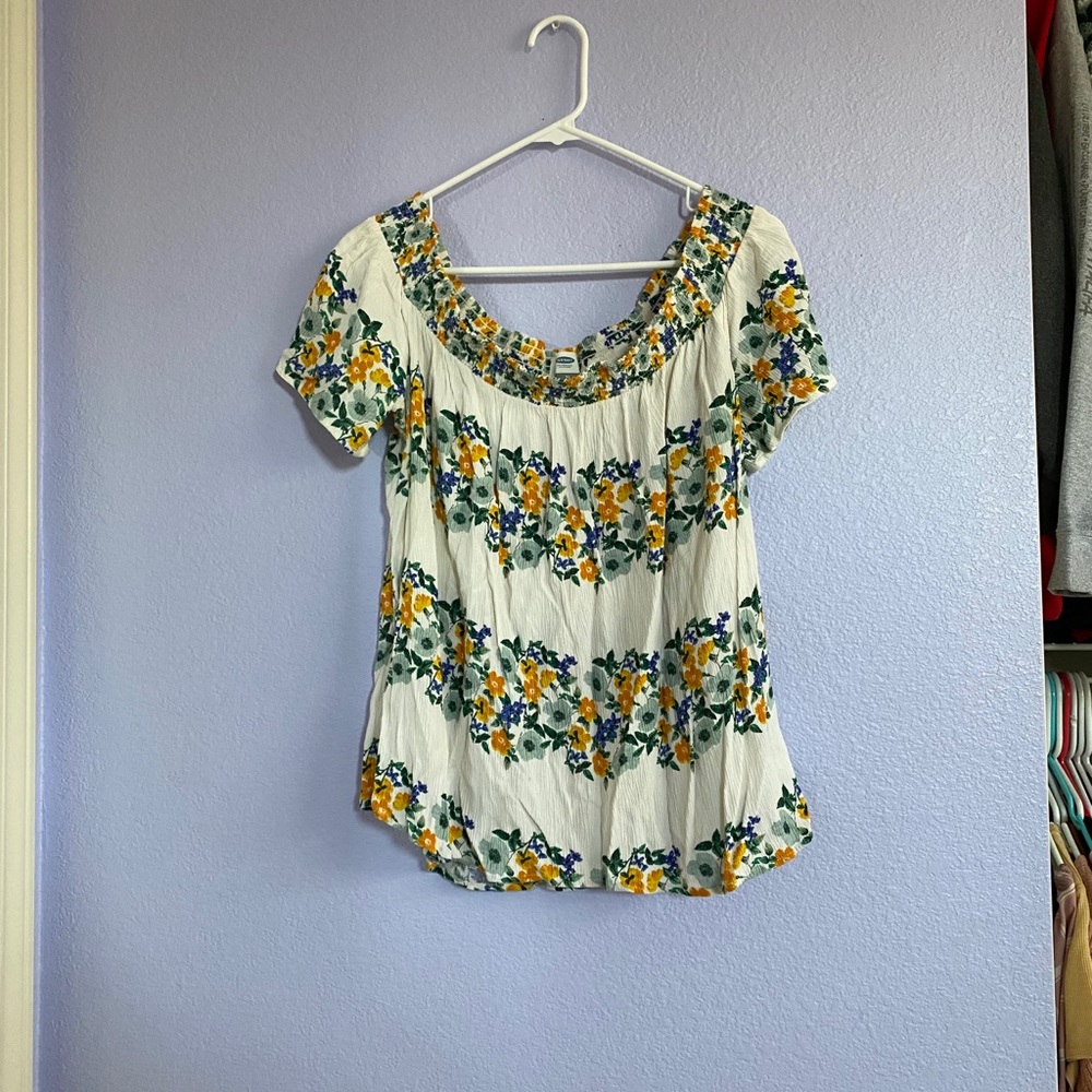 Old navy off the shoulder blouse
